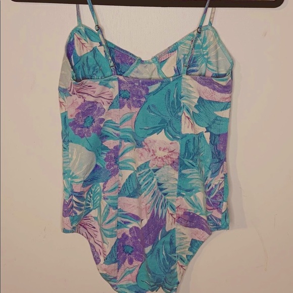 Floral Bodysuit - Picture 2 of 2